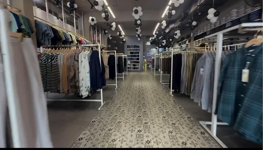 Yox Mens Store in Kuthuparamba